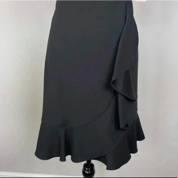 🆕Nanette Lepore Elegant Sleeveless Black Ruffle Dress 4🆕 - Picture 6 of 10